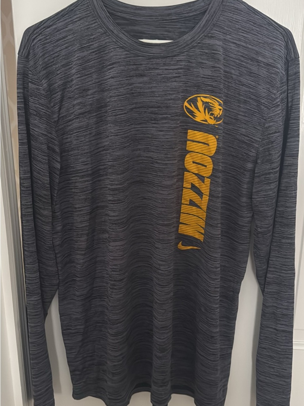 Nike Grey Heather Long-Sleeve Missouri Tigers Mizzou Performance Tee Size Large